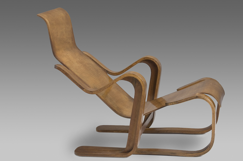 18 classic chairs: Lounge chair by Marcel Breuer, 1935-1936. Jacksons Collection.
