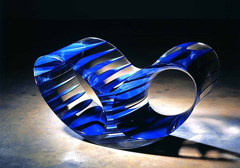 18 classic chairs: Oh Void by Ron Arad, 2004. Jacksons Collection.