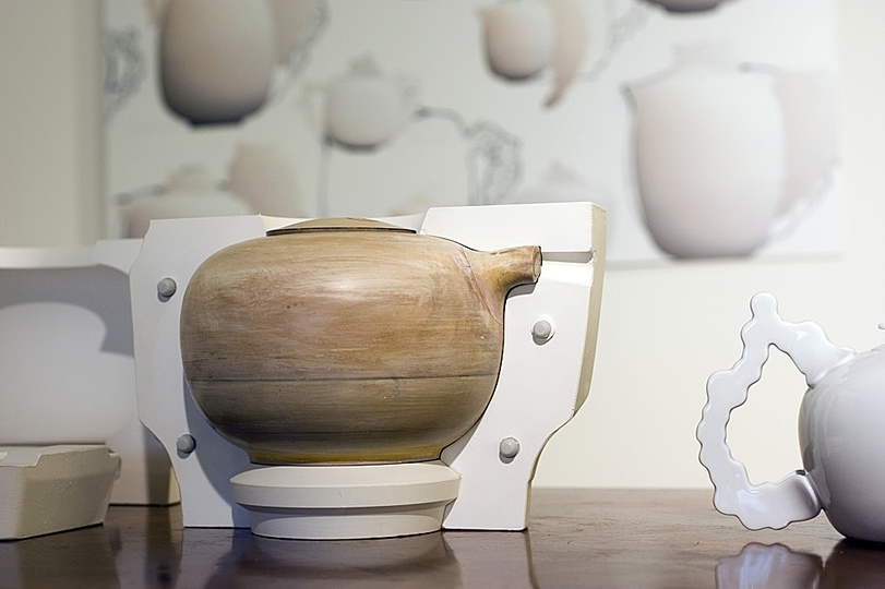 Urquiola for Rosenthal: Casting form made from shellack for tea pots.