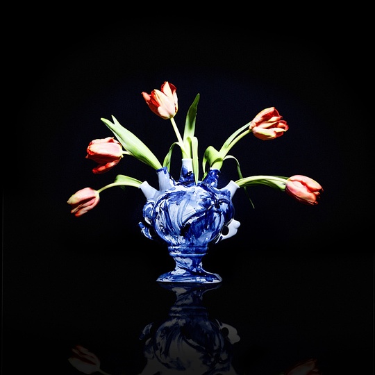 Marcel: Marcel Wanders, One Minute Delft Blue, tulip vase, 2006

Personal Editions, painted and glazed ceramic