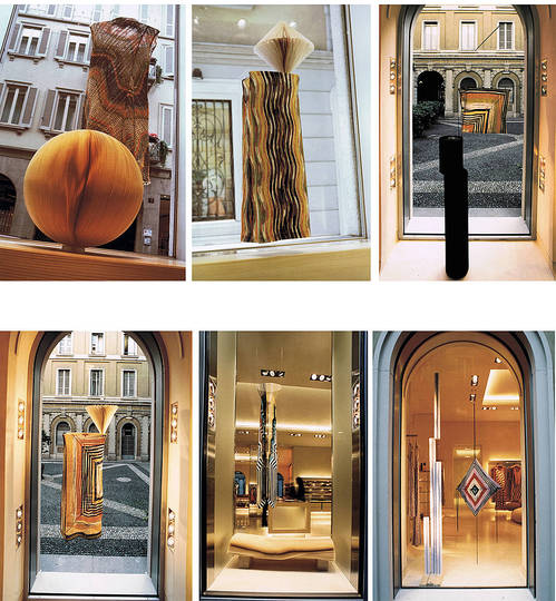 Carta. Materia viva, vibrante, mutevole.: Missoni 2000
Please touch
window dressing - flagship store Milano