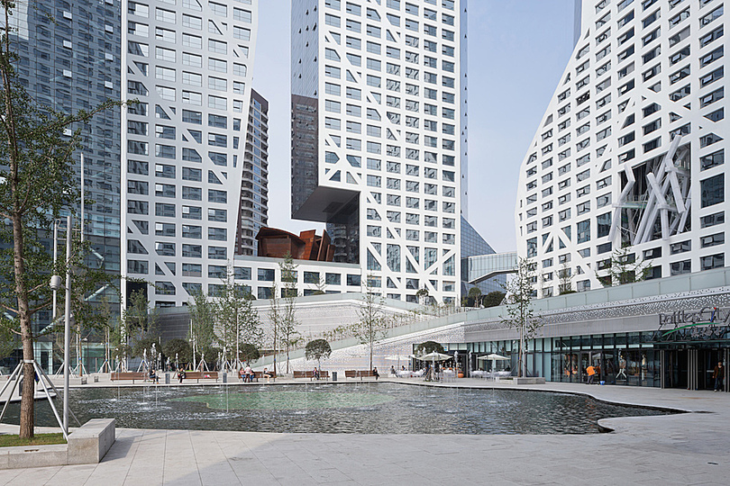 Best Highrises 2014/15: FINALIST
Sliced Porosity Block, Chengdu. Architects: Steven Holl Architects, New York. Developer: CapitaLand © Photo: Iwan Baan