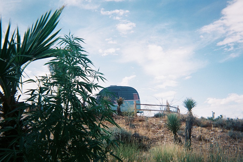 Desert Yacht Club: Tiny House, Desert Yacht Club, Joshua Tree, CA