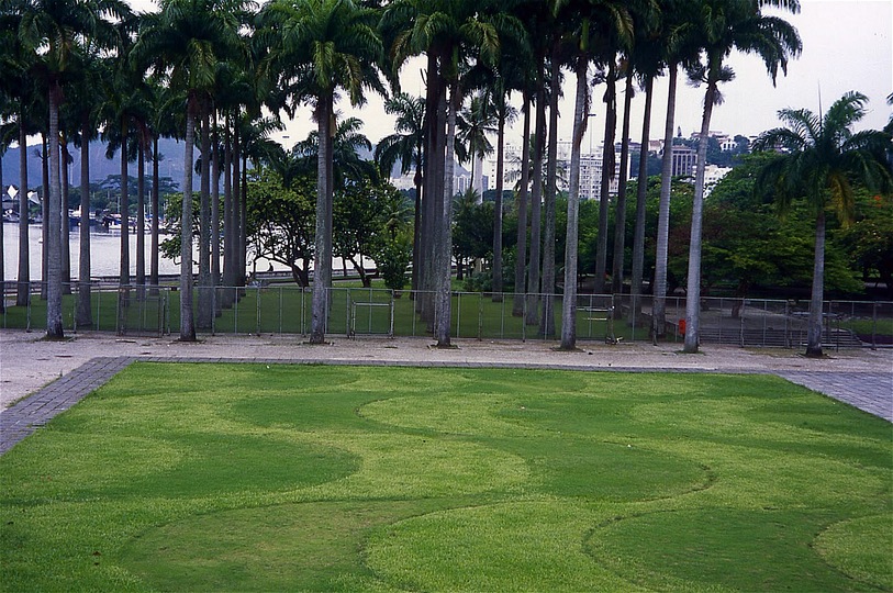 Roberto Burle Marx: Landscaping Brazil: 