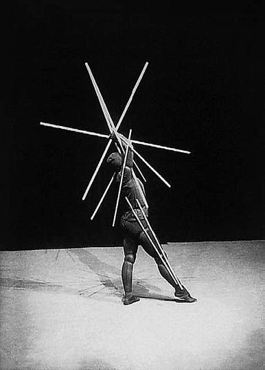 Bauhaus: Theatre Design: Oskar Schlemmer, Baton Dance, 1928/29, dancer: Manda von Kreibig, photograph: Lux Feininger