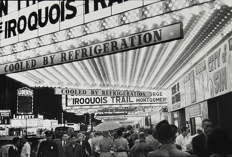 New York by Louis Faurer