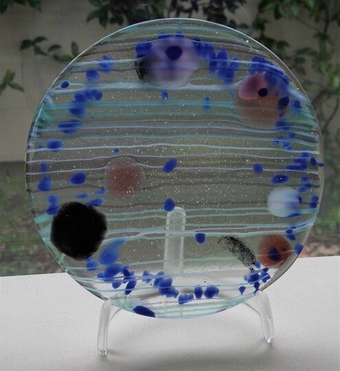 Discs and Plates: The Moons
Fused Glass
Glass stand
destroyed