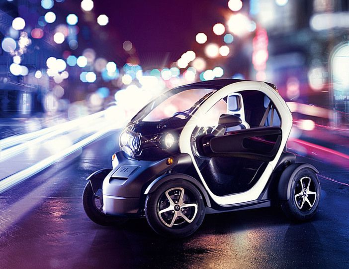 Nomad Gear: Renault Twizy