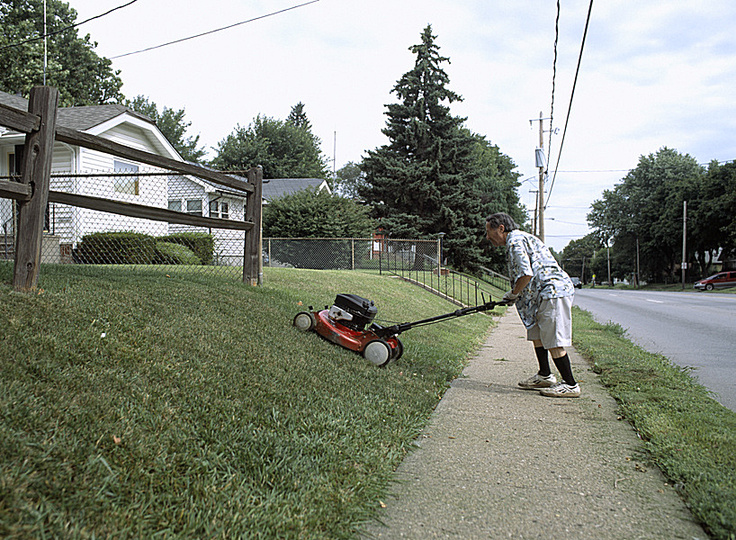 mowing the lawn: 