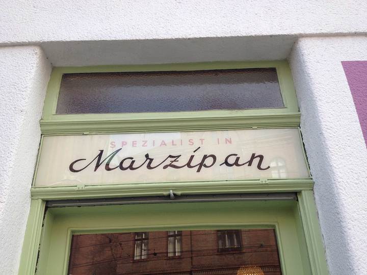 Vienna Shop Windows: 