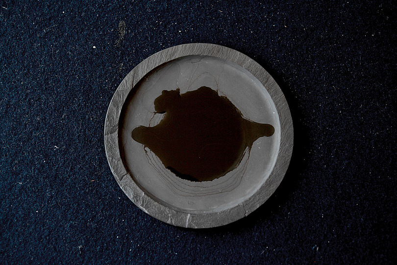 The Art of Writing. The Rebirth of the Ogatsu Inkstone: 
