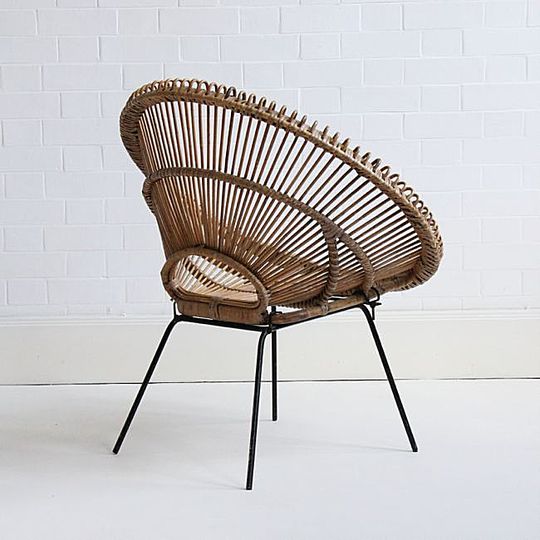 Summer seating: Hoop chairs by Raymond Loewy, Hans J. Wegner and Franco Albini