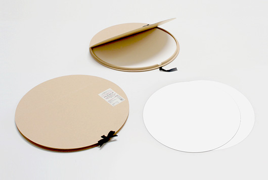 Muji Award 04: A little happiness in a shape: 