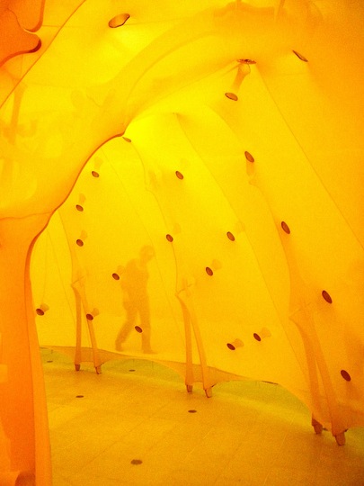 Ernesto Neto: Place of sensations: 