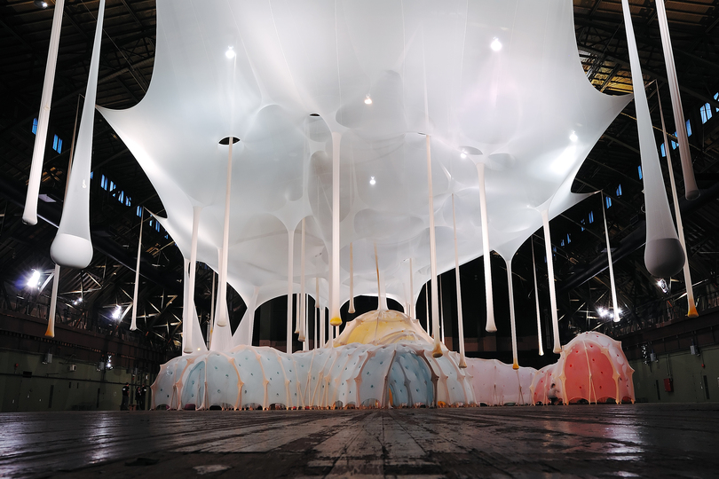 Ernesto Neto: Place of sensations: 