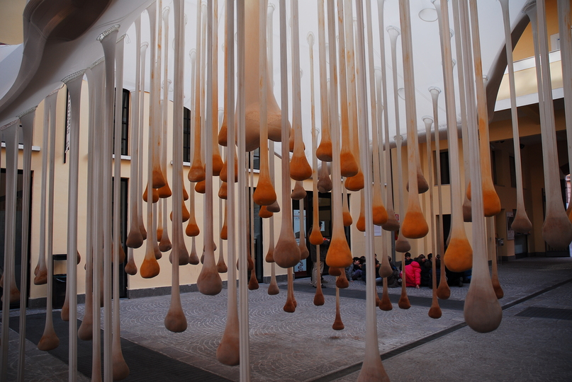 Ernesto Neto: Place of sensations: 