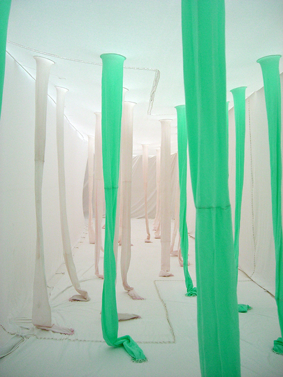 Ernesto Neto: Place of sensations: 