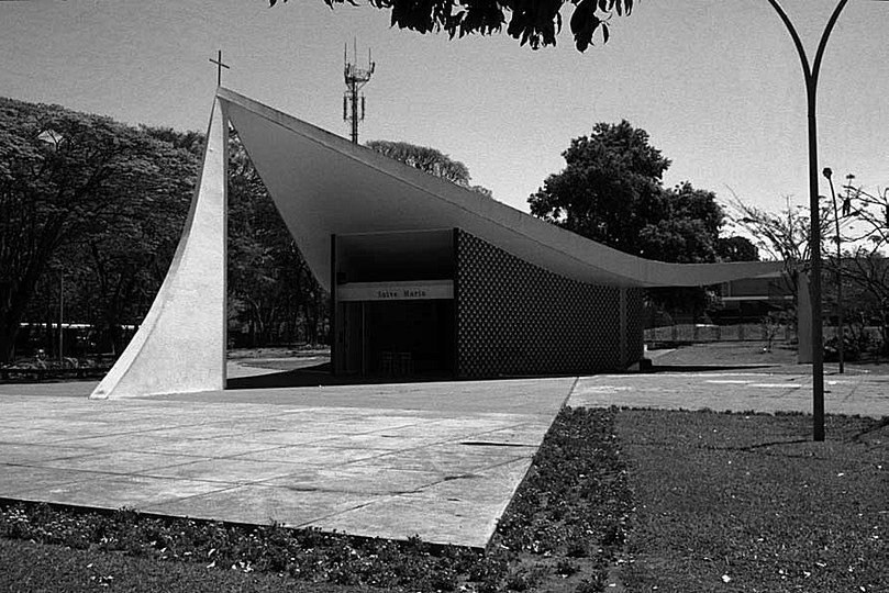 Brazil Modernism: Oscar Niemeyer, Igrejinha, 1959.