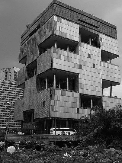 Brazil Modernism: ￼Roberto Gandolfi, Petróbras headquarters, Rio de Janeiro, 1969–73.