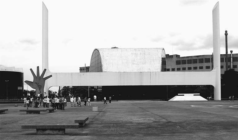 Brazil Modernism: Oscar Niemeyer, Memorial da América Latina, 1987–9.
