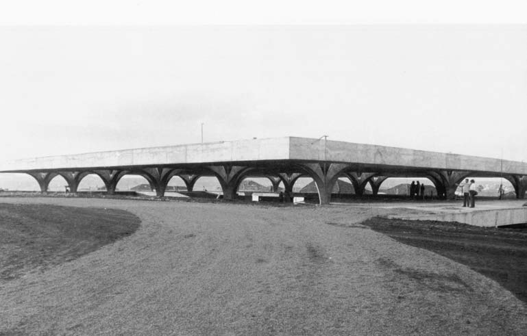 Brazil Modernism: Vilanova Artigas,
bus station, Jaú, 1973.