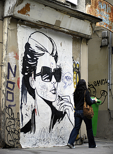 Paris Street Art by Monsieur Qui: 