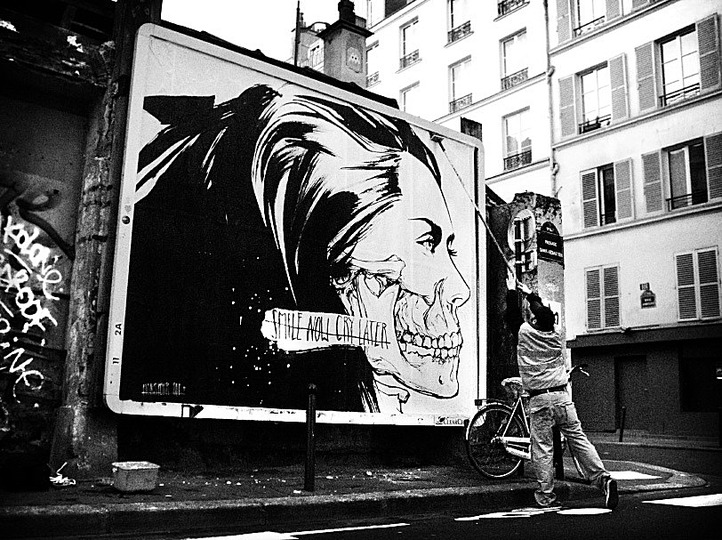 Paris Street Art by Monsieur Qui: 