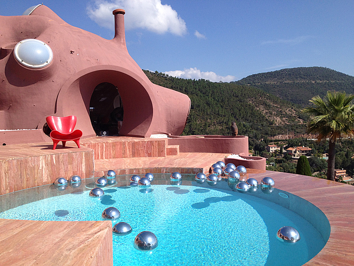 Palais Bulles and Antti Lovag: 