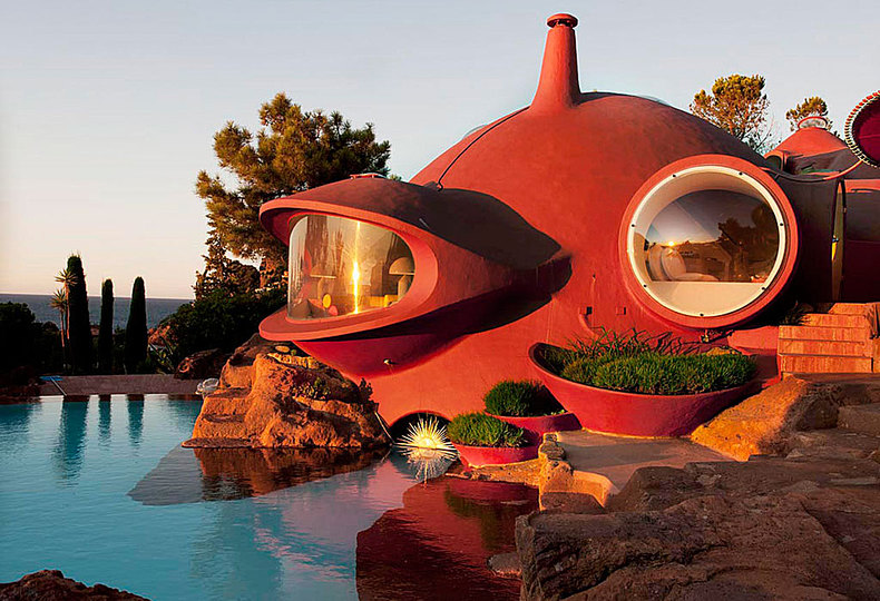 Palais Bulles and Antti Lovag: 
