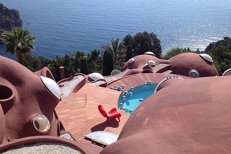 Palais Bulles and Antti Lovag: 