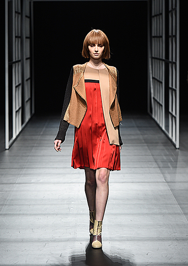 Yasutoshi Ezumi 江角 泰俊 2014-15 Collection: 