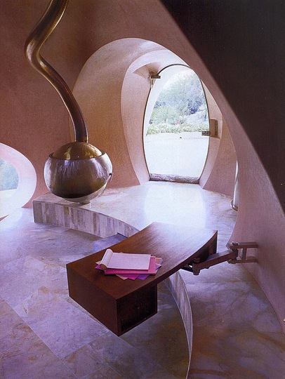 Palais Bulles and Antti Lovag: 