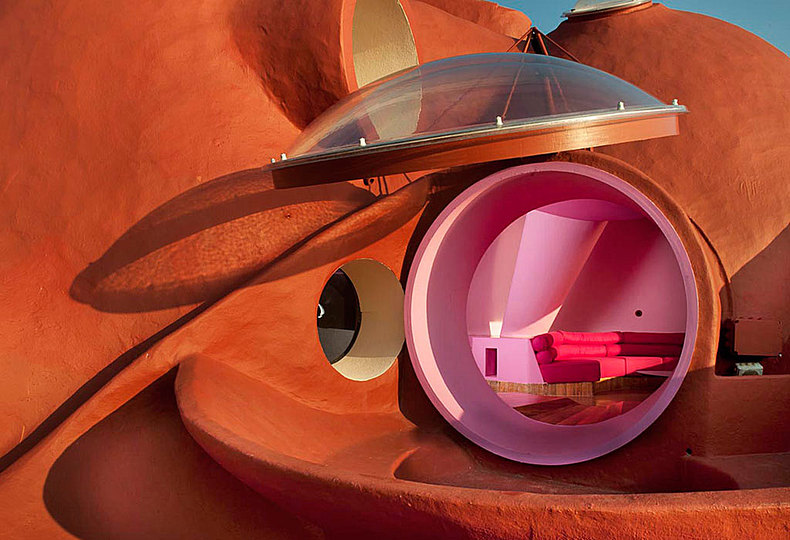 Palais Bulles and Antti Lovag: 