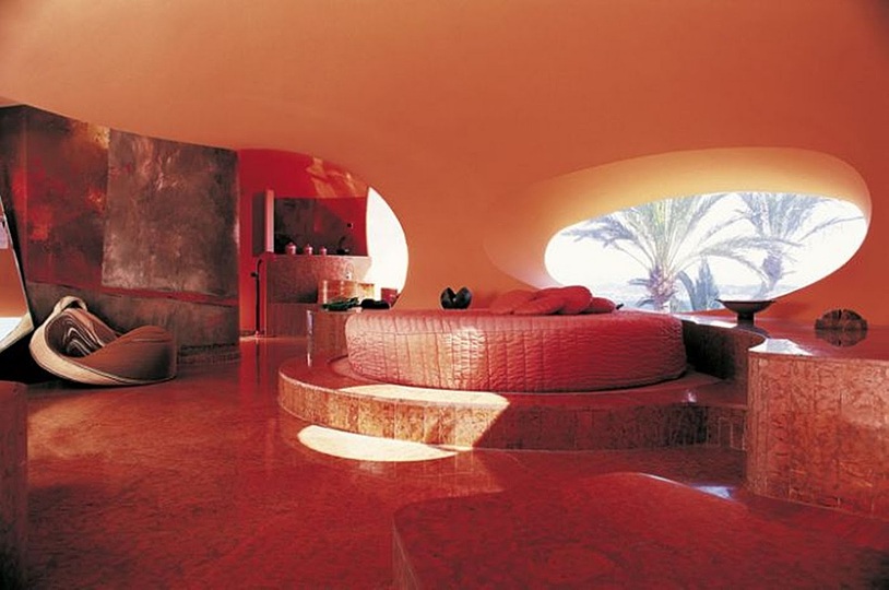 Palais Bulles and Antti Lovag: 