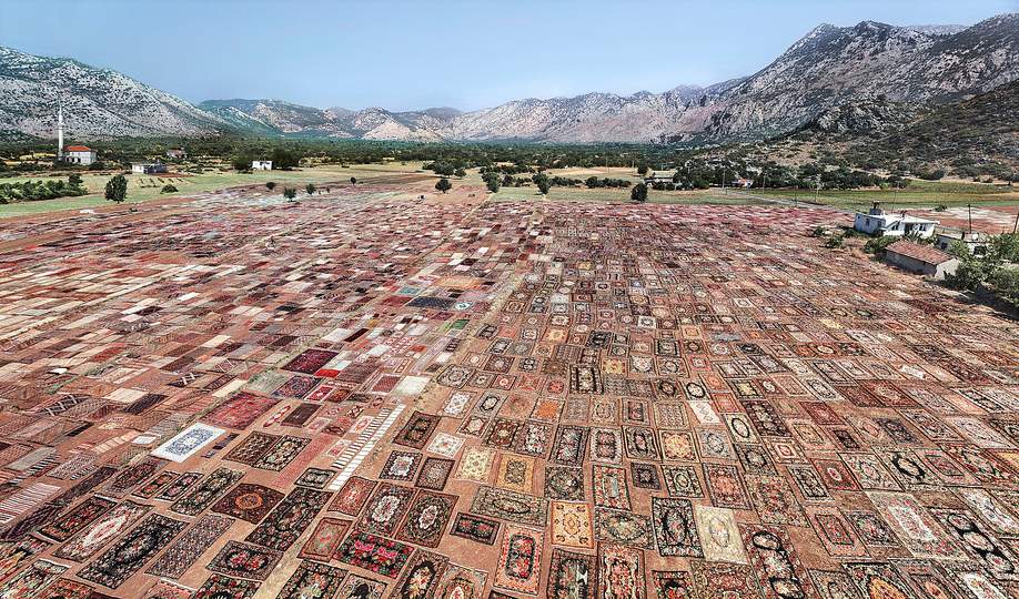 Just Before Paradise:  HALIL ALTINDERE,
Carpet Land, 2012,
C-print mounted on aluminium, 100x170 cm Courtesy of the artist and PILOT Gallery, Istanbul