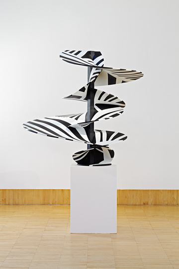 German Art since 1960: Tobias Rehberger, mother spiral, (stairs), 2011, Kunstharz (Epoxi), Autolack, 130 x 180 x 145 cm, © Tobias Rehberger, Foto: Mischa Nawrata, Wien