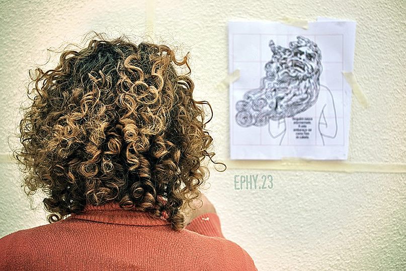 Nobody born tormented, the life entangles itself like hair - Lisbon, 2013: 