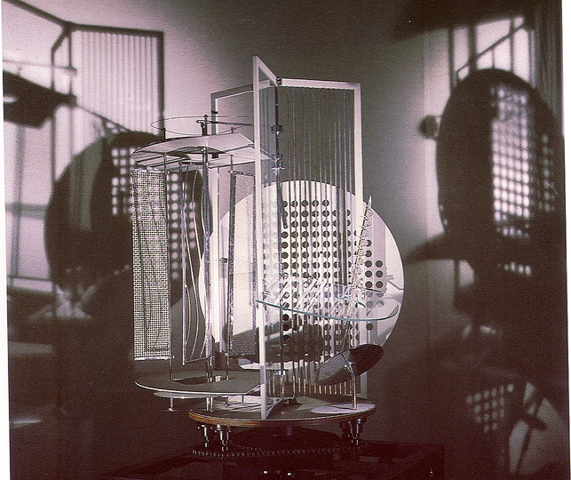 Kinetic Light: László Moholy-Nagy and Zdenek Pesánek