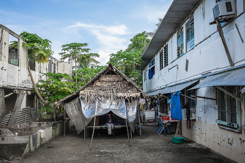 Nauru: 