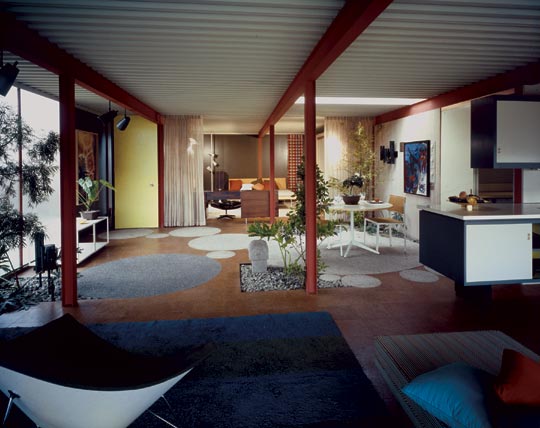 Bring the outside in: The houses of Joseph Eichler: 