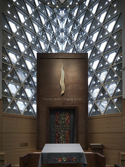 Ulm Community Center & Synagogue: Torah shrine + bimah