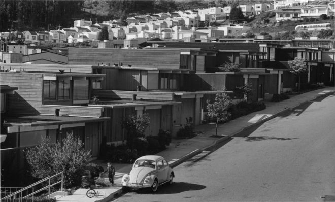 Bring the outside in: The houses of Joseph Eichler: 