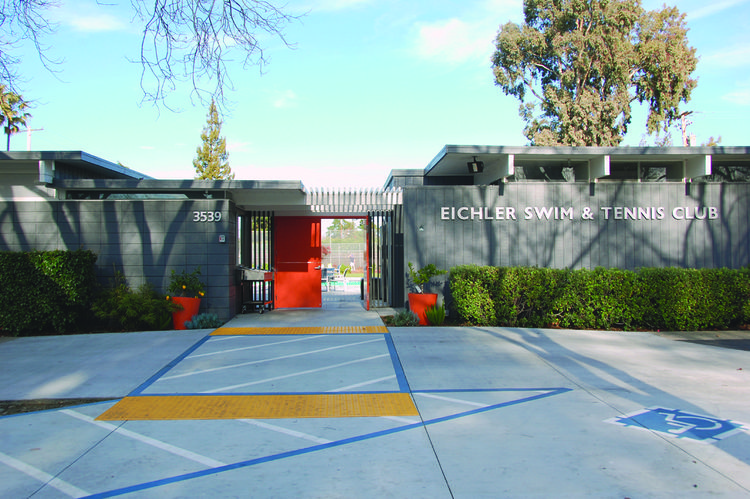 Bring the outside in: The houses of Joseph Eichler: 