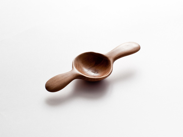The 2015 best of penccil: Danish designer Stian Korntved Ruud created a spoon every day for 365 days, only with hand tools. Both a Zen exercise and a design statement, his 365 wooden spoons also remind us that having a bowl of soup on the table is still not something taken for granted for much of he world's population.
http://www.penccil.com/gallery.php?p=946512462423#0
