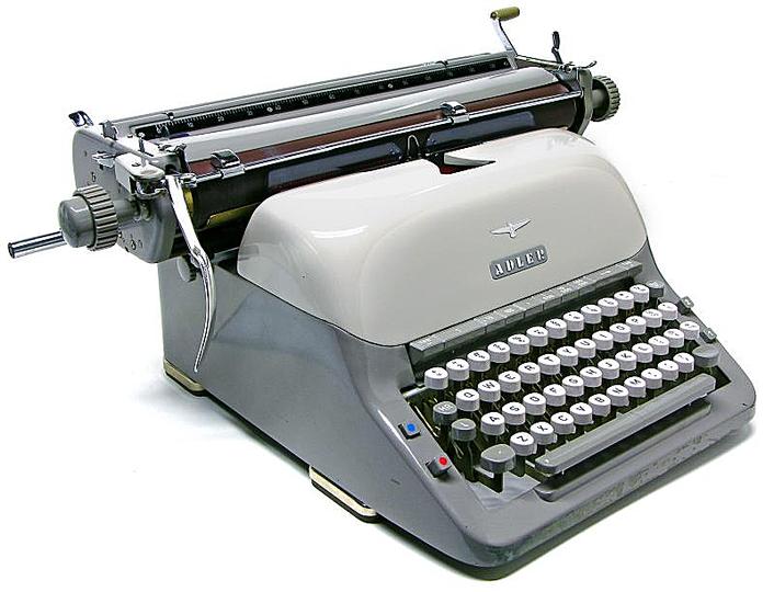 Italy vs Germany: Design Classics: Adler Universal typewriter