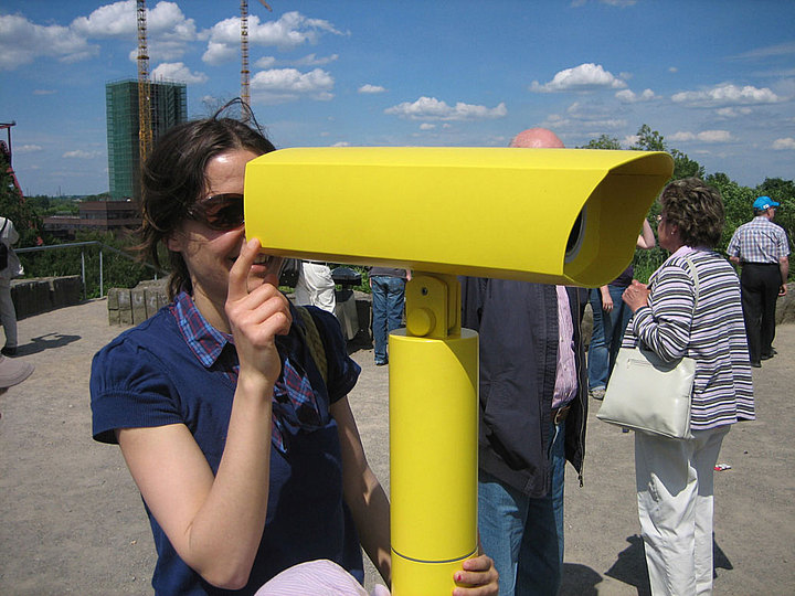 Social Benches and Connecting Views: 