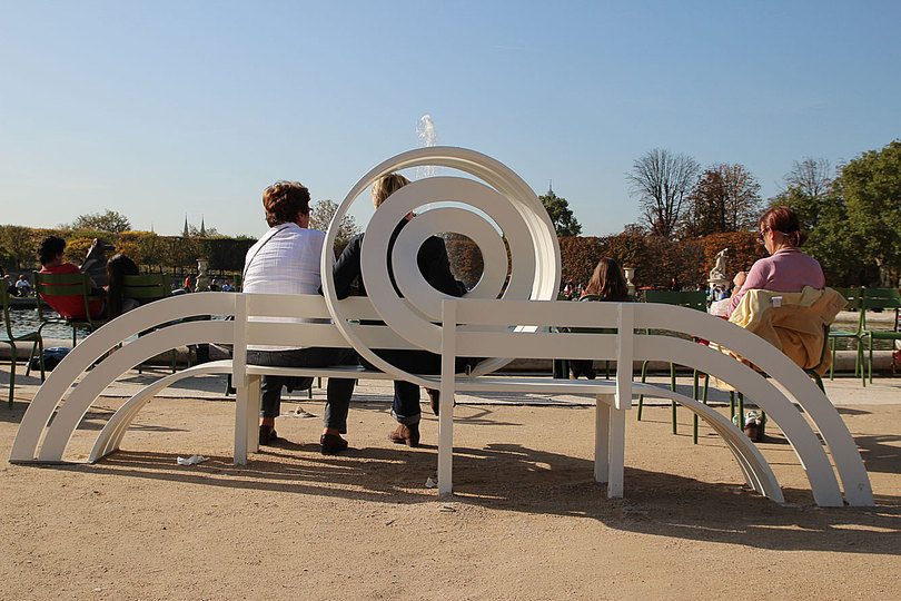 Social Benches and Connecting Views: 