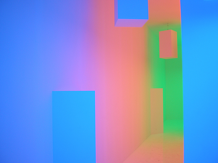 Carlos Cruz-Diez: Chromointerference: 