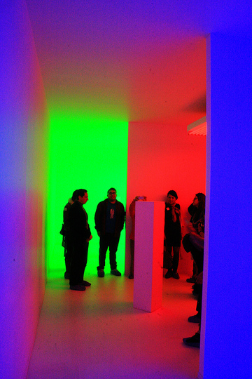 Carlos Cruz-Diez: Chromointerference: 