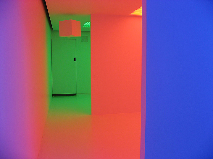 Carlos Cruz-Diez: Chromointerference: 